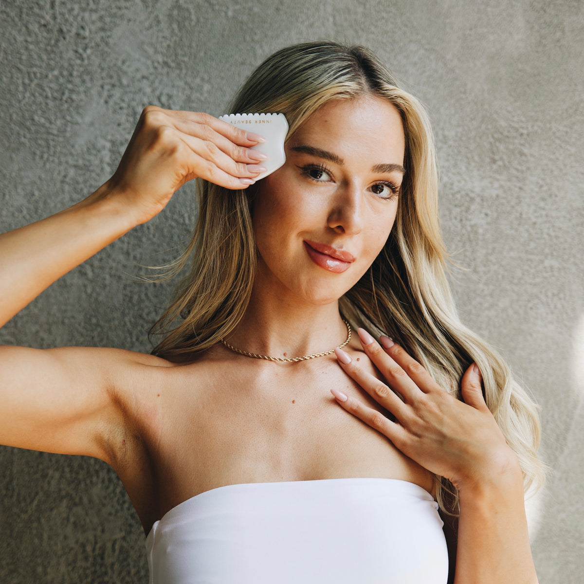 N°8 Flow Oil & Four-Edge Gua Sha – White Jade